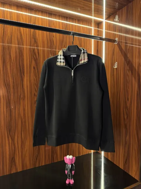 Burberry Yaka Detay Yarım Fermuar Sweatshirt, Siyah
