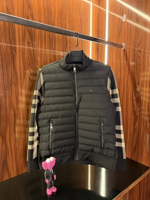 Burberry Metal Logo Örme Ceket, Siyah