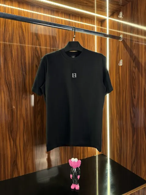Fendi Metal Logo T-Shirt, Siyah