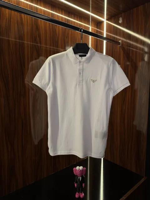 Prada Metal Logo Polo Yaka, Beyaz