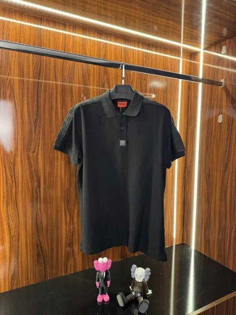 Hugo Boss Omuz Şeritli Polo Yaka, Siyah