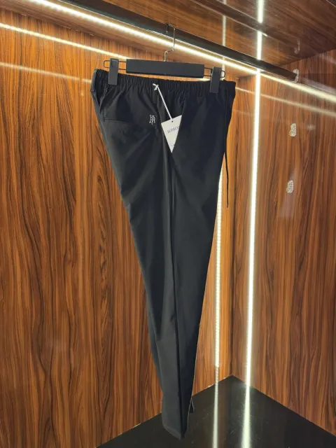 Burberry Metal Logo Paraşüt Jogger, Siyah