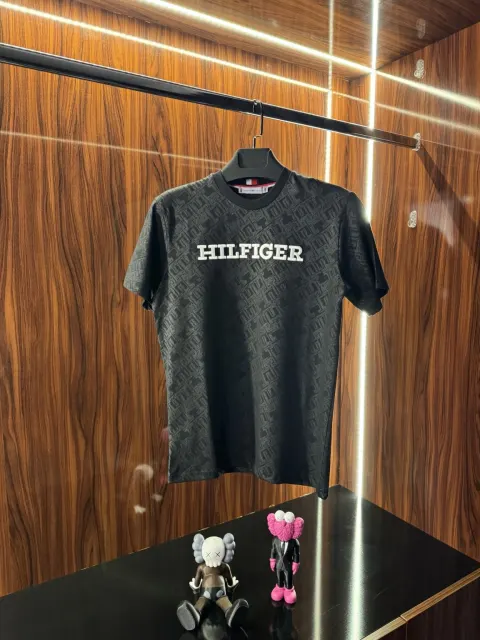 Tommy Hilfiger Nakış Logo Monogram T-Shirt, Siyah