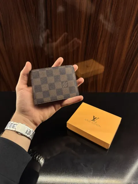 Louis Vuitton Dama Detay Deri Cüzdan, Kahverengi