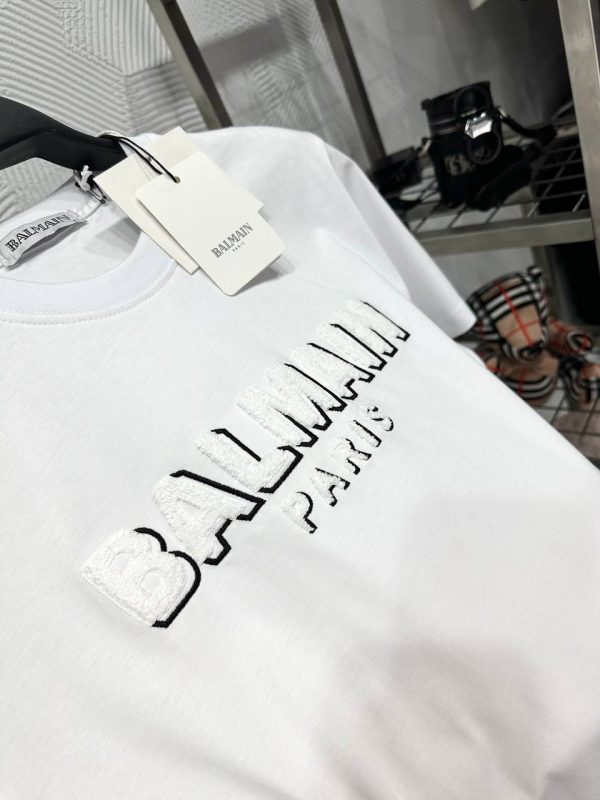 Balmain Nakış Logo T-Shirt | Beyaz - Image 2