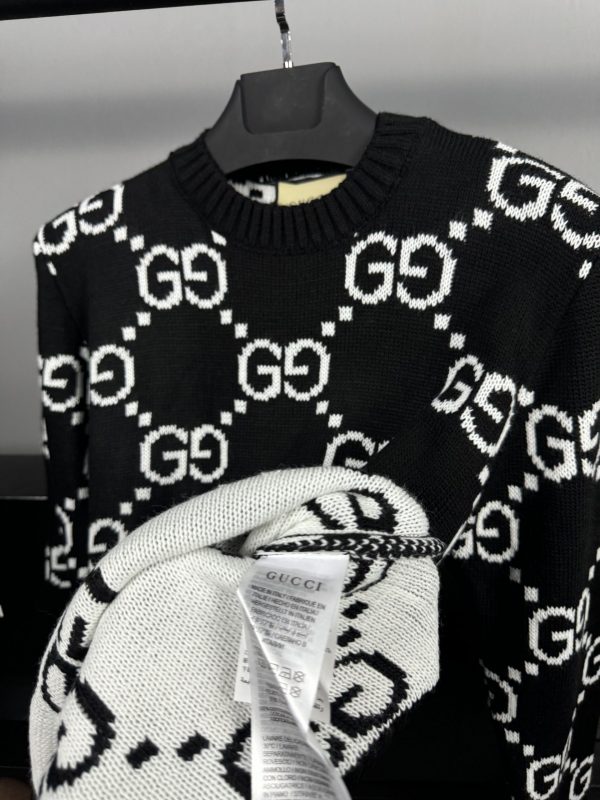 Gucci Monogram Logo Örme Kazak | Siyah - Image 5