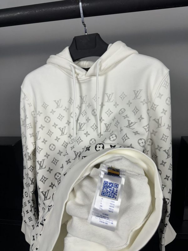 Louis Vuitton Monogram Logo Hoodie | Beyaz - Image 5