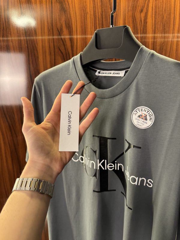 Calvin Klein Logo T-Shirt | Gri (ck01) - Görsel 4