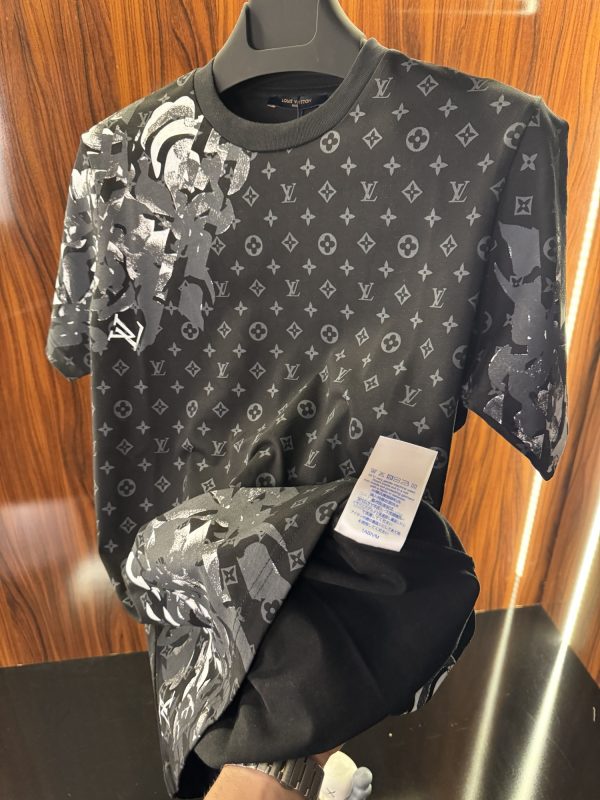 Louis Vuitton Monogram T-Shirt | Siyah (lv01) - Görsel 4