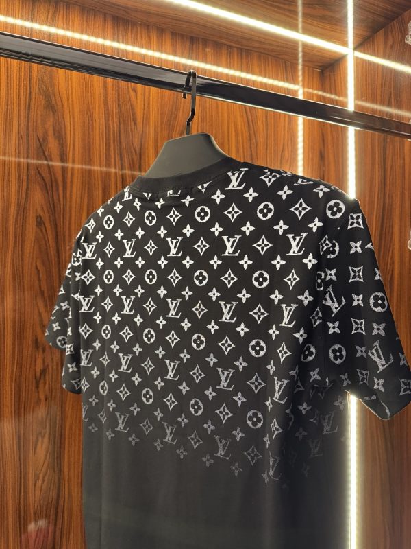 Louis Vuitton Monogram T-Shirt | Siyah (lv04) - Görsel 5
