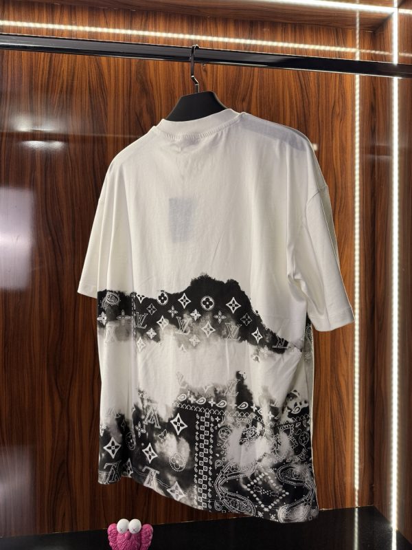 Louis Vuitton Kamuflaj Detay T-Shirt | Beyaz (lv06) - Görsel 5