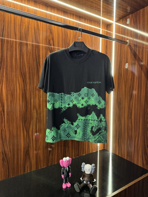 Louis Vuitton Kamuflaj Detay T-Shirt | Siyah (lv06)