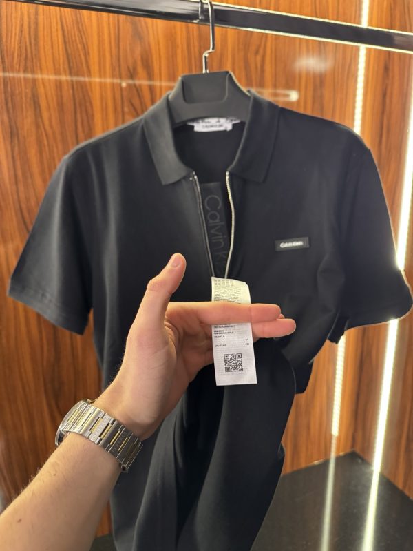 Calvin Klein Yaka Detaylı Polo Yaka | Siyah - Görsel 4